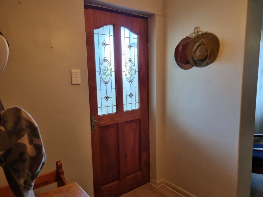 3 Bedroom Property for Sale in Heuningkloof Western Cape